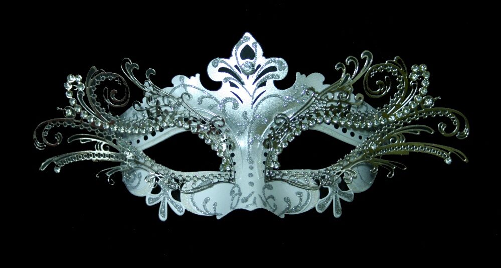 7 Things You Should Know about the History of Masquerade Masks